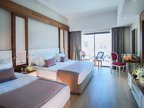 Port Nature Luxury Resort Hotel & SPA Belek (12 / 25)