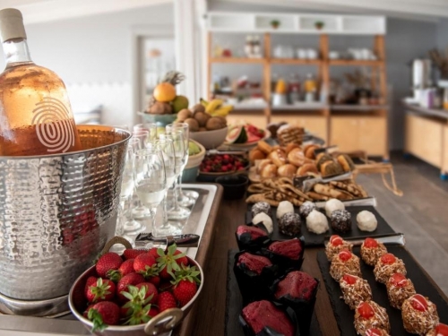 Boutique Hotel White Suites Kassandra (13 / 27)