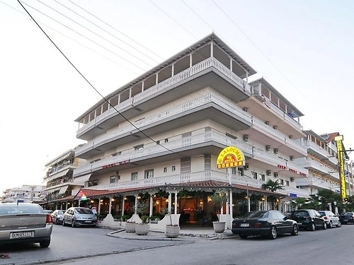 GL Hotel Grecia (1 / 5)