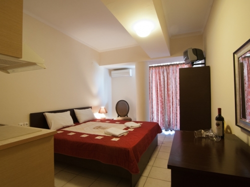 Hotel Yakinthos Grecia (7 / 8)