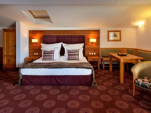 Hotel Kempinski Grand Arena Bansko Ski Bulgaria (6 / 36)