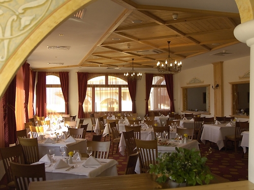 Hotel Kempinski Grand Arena Bansko Ski Bulgaria (21 / 36)