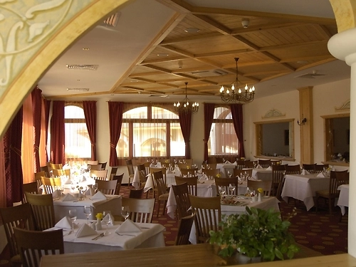 Hotel Kempinski Grand Arena Bansko Ski Bulgaria (21 / 36)