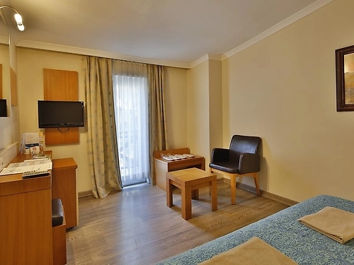 Hotel Crystal Flora Beach Resort Kemer Turcia (15 / 23)