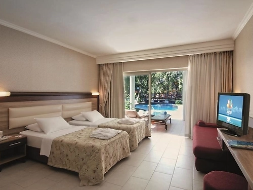 Hotel Sueno Beach Side (5 / 24)