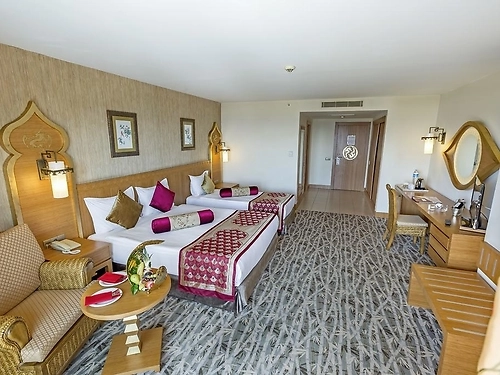 Hotel Royal Dragon Side (10 / 17)