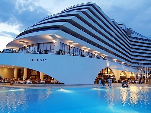 Hotel Titanic Beach Resort Turcia (8 / 42)