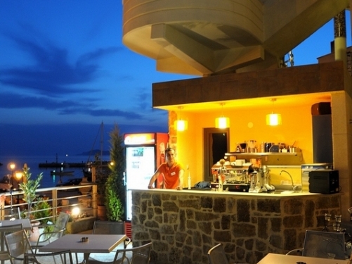 Thea Sto Galazio ( ex Imperial - Nea Skioni) Kassandra Grecia (15 / 21)