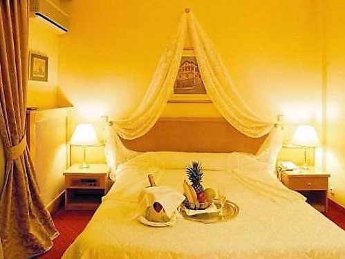 Hotel Santa Beach Salonic Grecia (13 / 18)