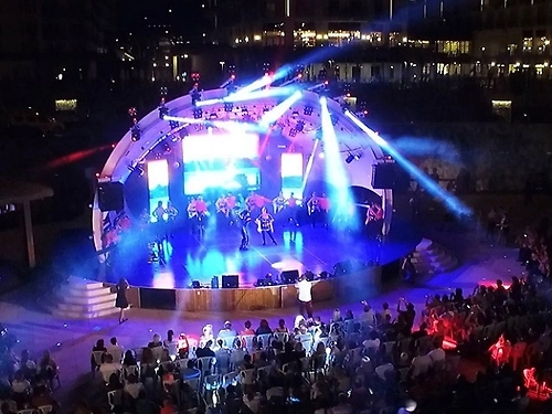 Ramada Hotel and Suites Kusadasi Turcia (6 / 31)