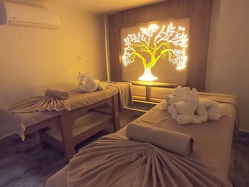 Ramada Hotel and Suites Kusadasi (7 / 31)