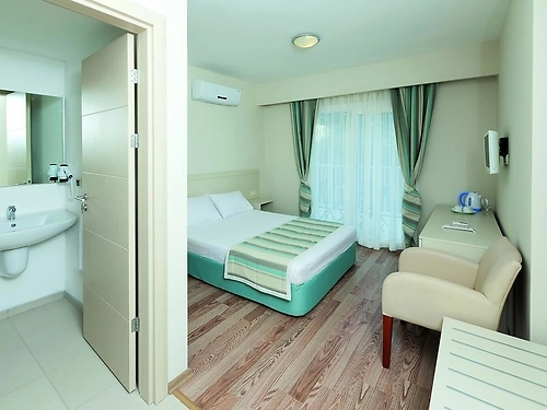 Hotel Bodrum Beach Resort Turcia (8 / 14)