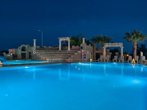 Esra and Family Suite Hotel Didim (14 / 21)