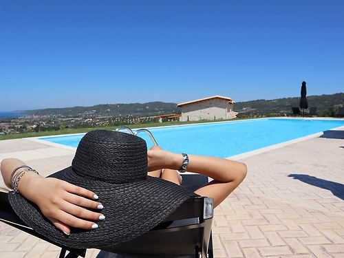 Hotel Mint Retreat Suites Grecia (19 / 21)