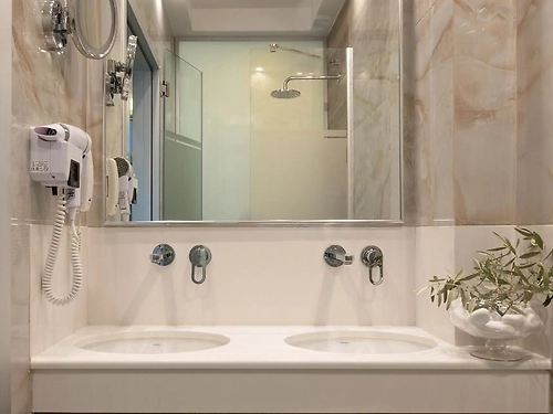 Hotel 4 You Boutique Grecia (12 / 19)