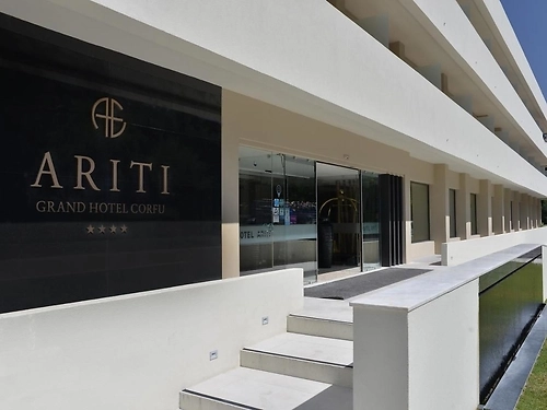 Hotel Ariti Grand Grecia (3 / 22)