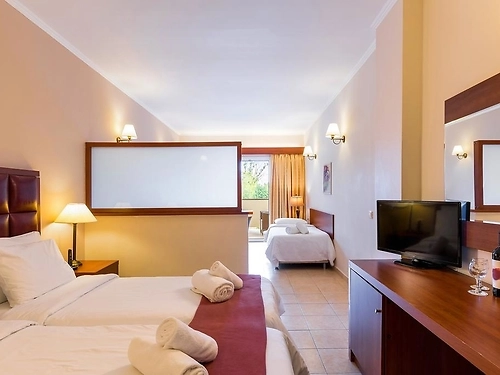 Hotel Ariti Grand Grecia (12 / 22)