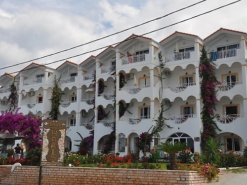 Haris Hotel & Apartments Parga Grecia (1 / 20)