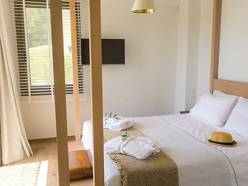 Hotel Golden Bay Suites & Maisonettes Grecia (8 / 19)