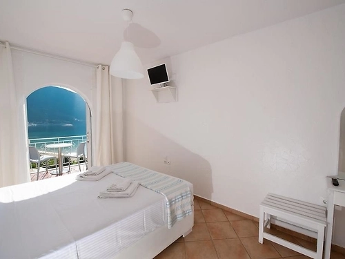 Hotel Salt & Blue Rooms Lefkada (6 / 7)