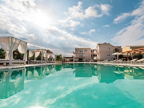 Ekati Mare Hotel & Suites Corfu Grecia (2 / 14)
