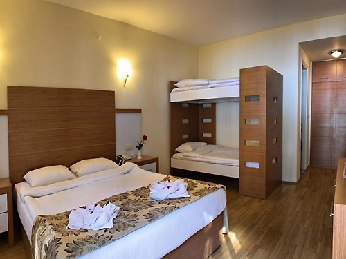 Hotel Omer Holiday Resort Kusadasi Turcia (21 / 32)