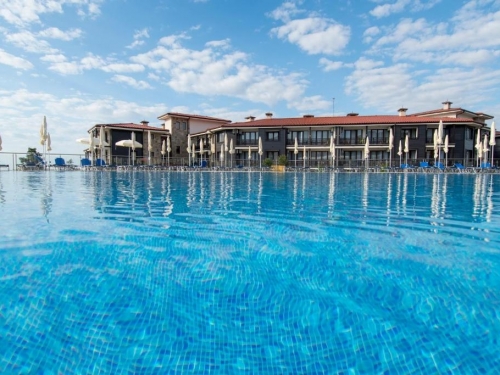 Hotel Nevis Resort & Aqua Park Sunny Beach Bulgaria (2 / 23)