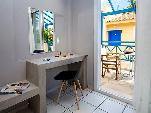 Trypiti Hotel & Suites Grecia (10 / 28)