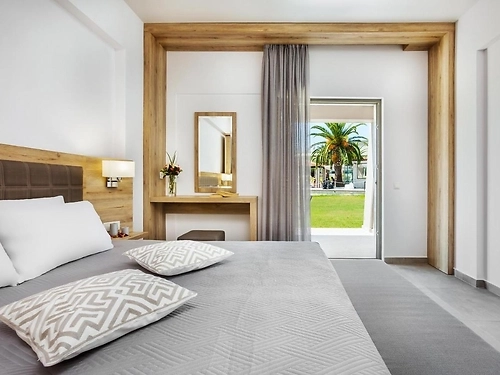 Hotel Iris Kassandra (14 / 26)