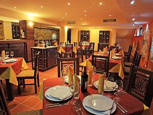 Hotel Rachev Residence Arbanasi Ski Bulgaria (18 / 40)