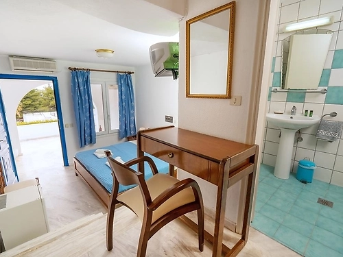 Hotel Theo Bungalows Kassandra (9 / 22)