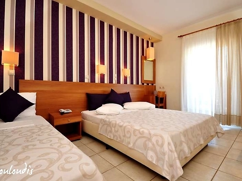 Hotel Louloudis Grecia (13 / 29)