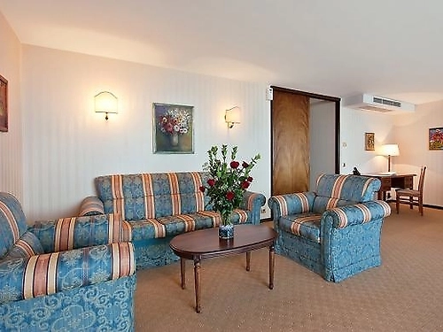 Grand Hotel Varna Constantin si Elena Bulgaria (9 / 42)