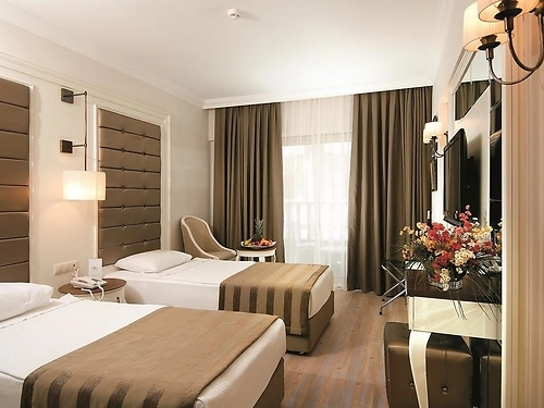 Hotel Aydinbey Famous Resort Belek Turcia (14 / 19)