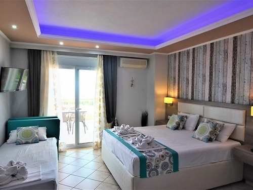 Grand Beach Hotel Thassos Grecia (10 / 15)