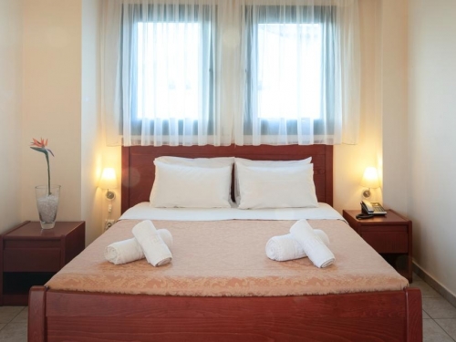 Lesse Hotel Grecia (7 / 15)