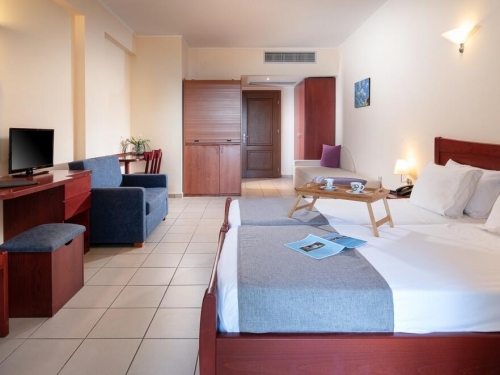 Lesse Hotel Grecia (8 / 15)