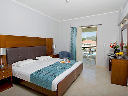 Hotel Golden Sun Grecia (14 / 17)