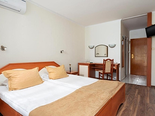 Hotel Zefir Beach Sunny Beach (8 / 35)