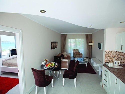 Batihan Beach Resort & Spa Hotel Turcia (12 / 40)