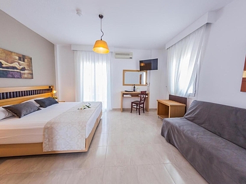 Hotel Sarantis Grecia (10 / 44)