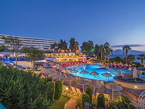 Grand Blue Sky Hotel Kusadasi (28 / 38)
