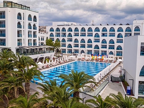 Hotel Infinity by Yelken Aquapark Resort Kusadasi Turcia (2 / 41)