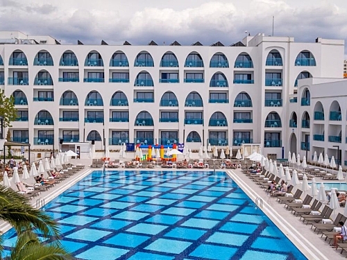 Hotel Infinity by Yelken Aquapark Resort Turcia (12 / 41)