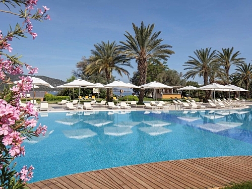 Hotel Doubletree by Hilton Bodrum Isil Club Bodrum Turcia (24 / 45)