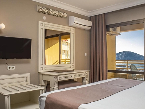 Suhan 360 Hotel & Spa Kusadasi (15 / 35)