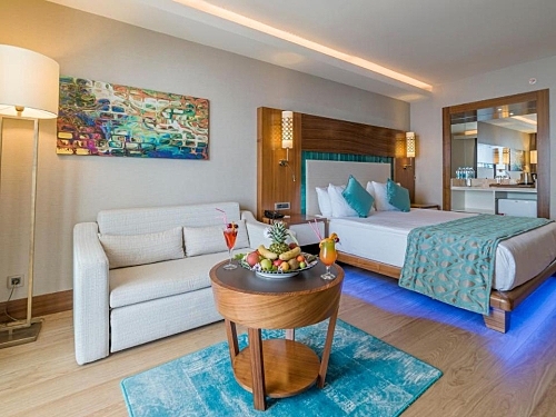 Hotel Ramada Resort Kusadasi & Golf Kusadasi (9 / 40)