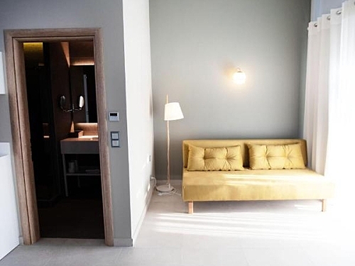 Hotel 8 Boutique Suites Grecia (15 / 45)