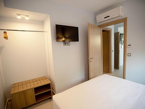 Hotel 8 Boutique Suites Grecia (13 / 45)