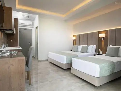 Hotel 4 You Family Sithonia (12 / 23)